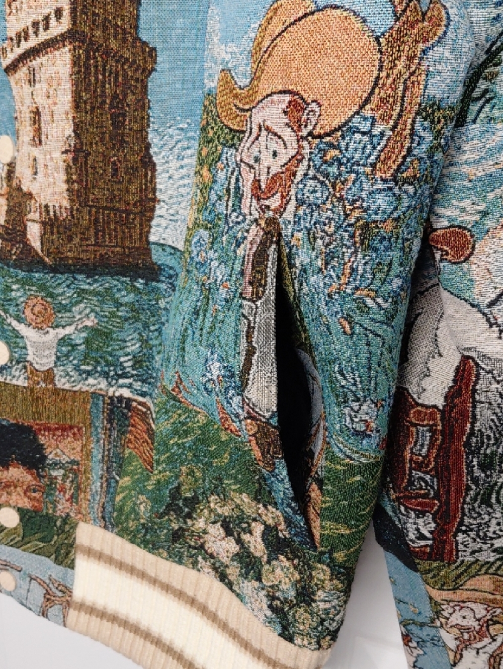 Vintage-Inspired Tapestry Bomber Jacket in Multi-Color - Picture 3 of 9